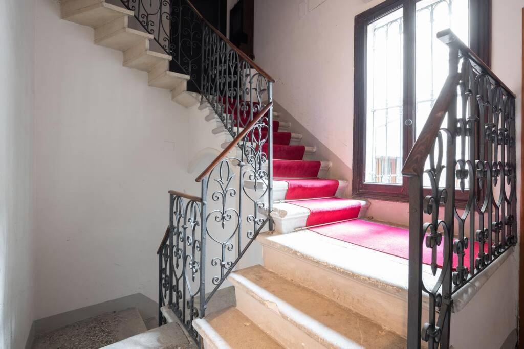 Canal View - San Marco Apartment Venedig